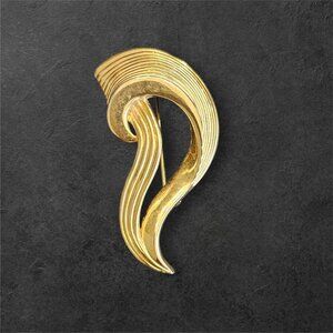 Vintage Abstract Gold-Tone Brooch Pin - 3" Retro Jewelry Accessory signed M Jent